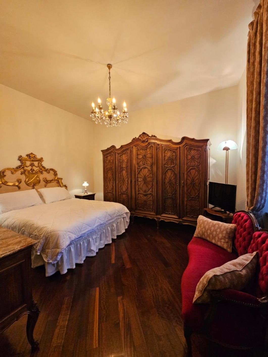 L'Atelier Du Temps - Charme Apartment Aosta Bagian luar foto